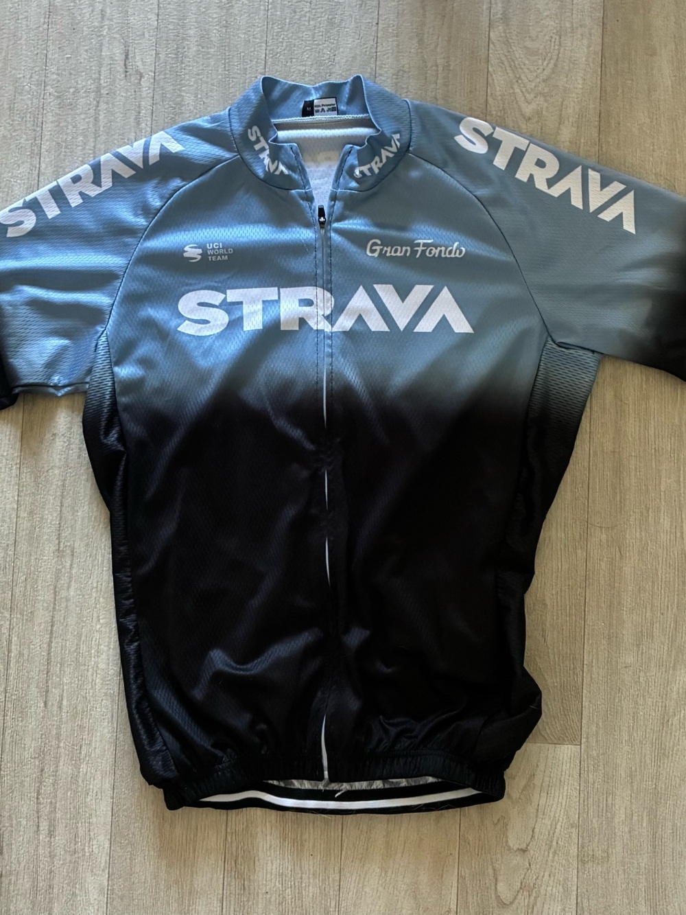 Strava Men’s Gray/Black Gran Fondo Cycling Jersey